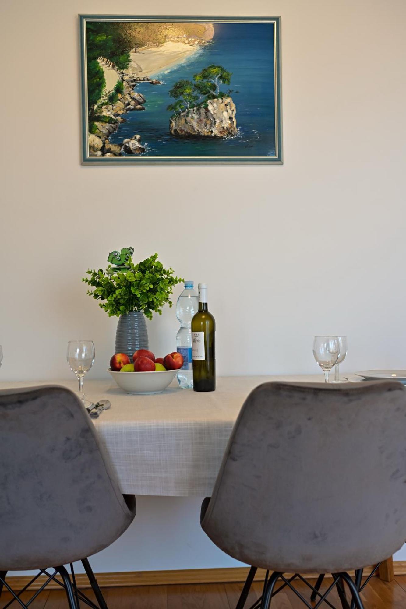 Apartman Ajduk With Parking And Terrace Zadar